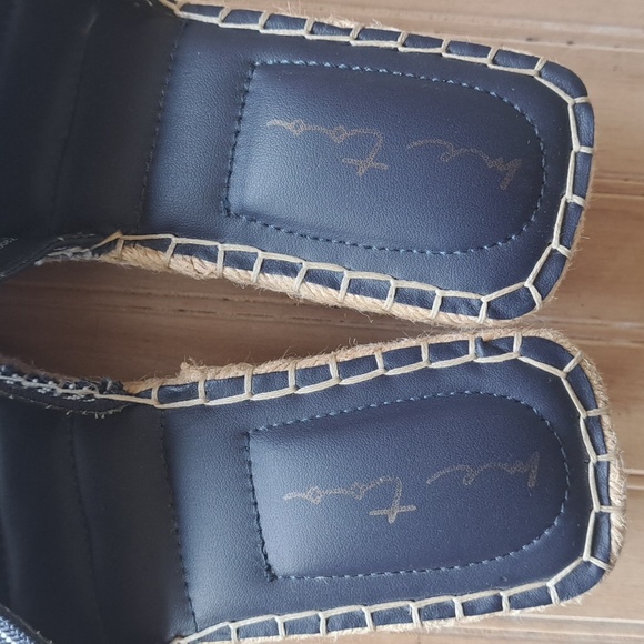 Me Too Cayman Navy Striped Wedge Slip-on Sandals Comfort Stretch Band Espadrille - Picture 4 of 11